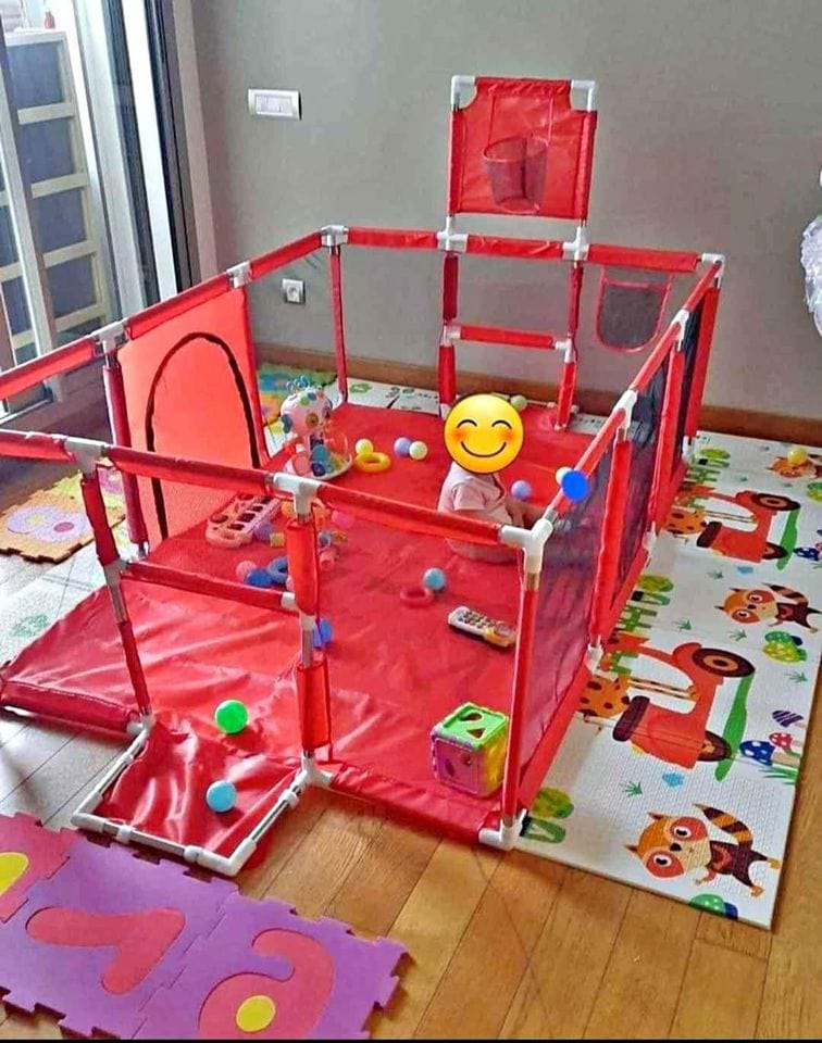 Parc de jeux intérieure PlayPen pour bébés grand dimension espace sécurisé Rouge