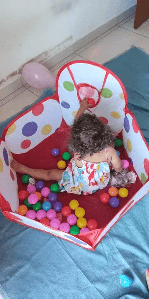 Piscine à balles océan pour enfants avec panier de basket