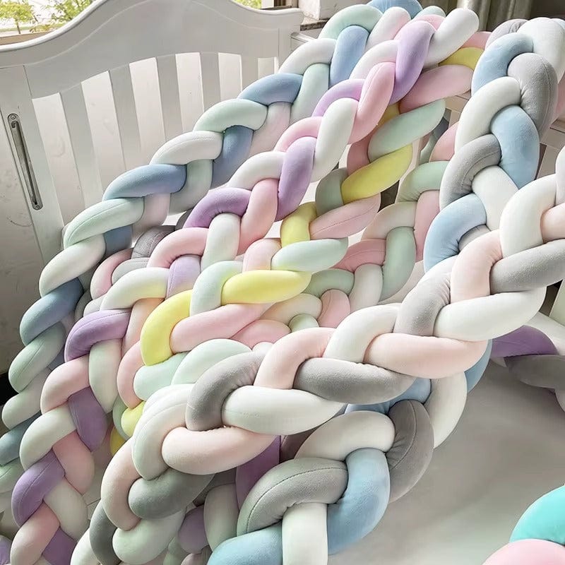 Tour de Lit Tressé Bébé – Douceur & Sécurité