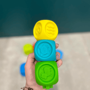 Cubes sensoriels Montessori bébé silicone – 10 pièces