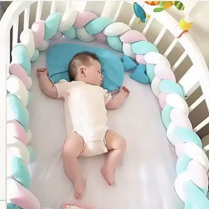 Tour de Lit Tressé Bébé – Douceur & Sécurité